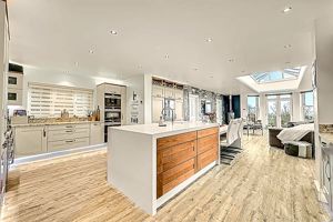 Kitchen / Orangery / Family Room- click for photo gallery